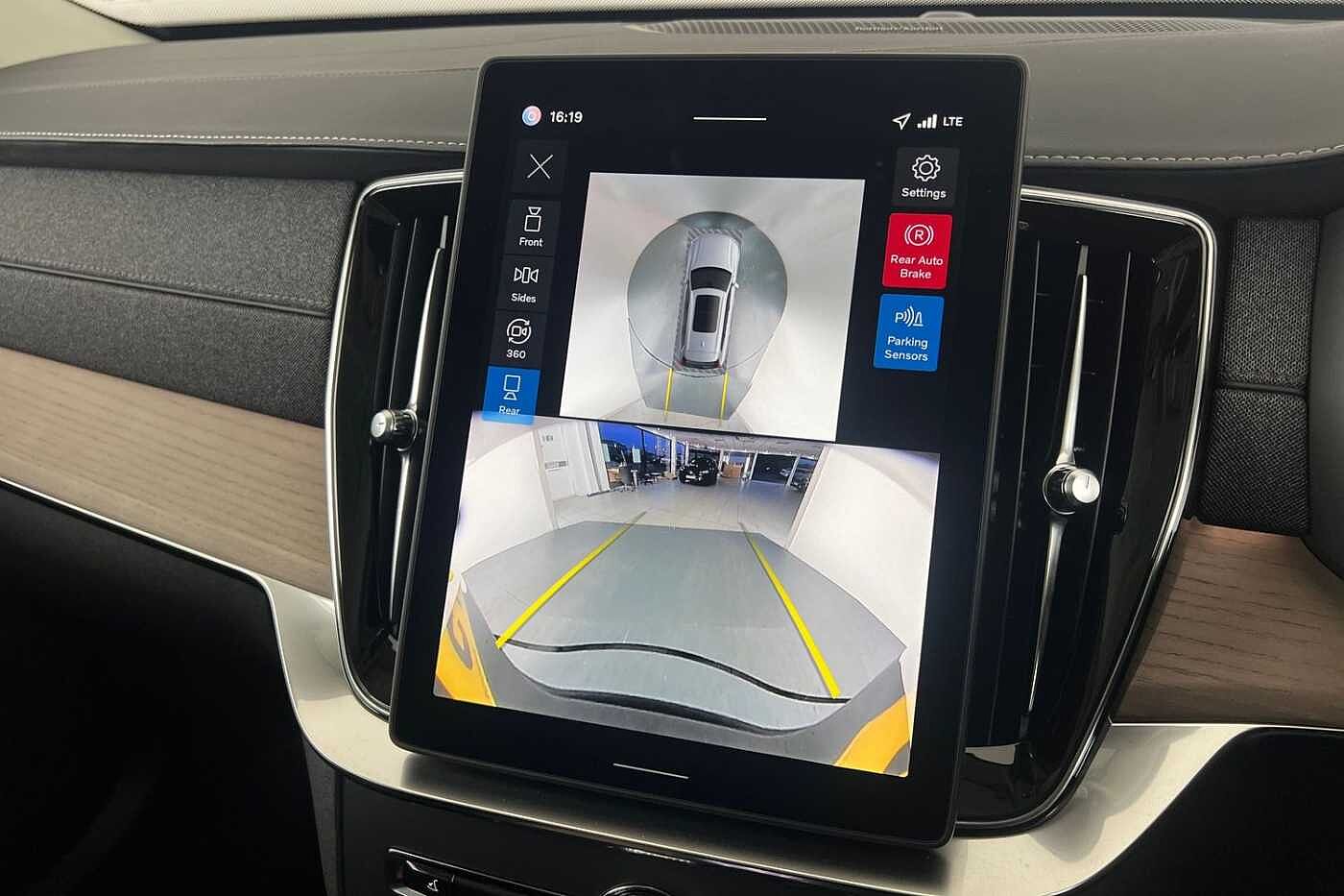 Used Volvo XC90 2025 for sale - 77035857: Photo 16