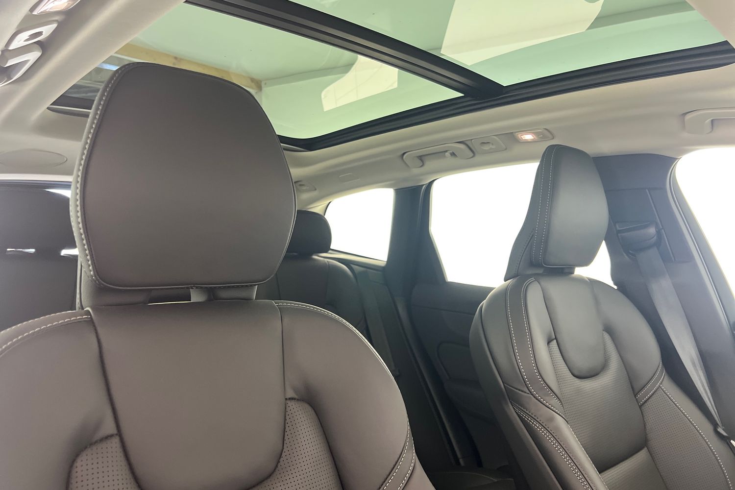 Used Volvo XC60 2025 for sale - 77797786: Photo 40