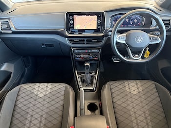 Used Volkswagen T-Cross 2024 for sale - 78381501: Photo