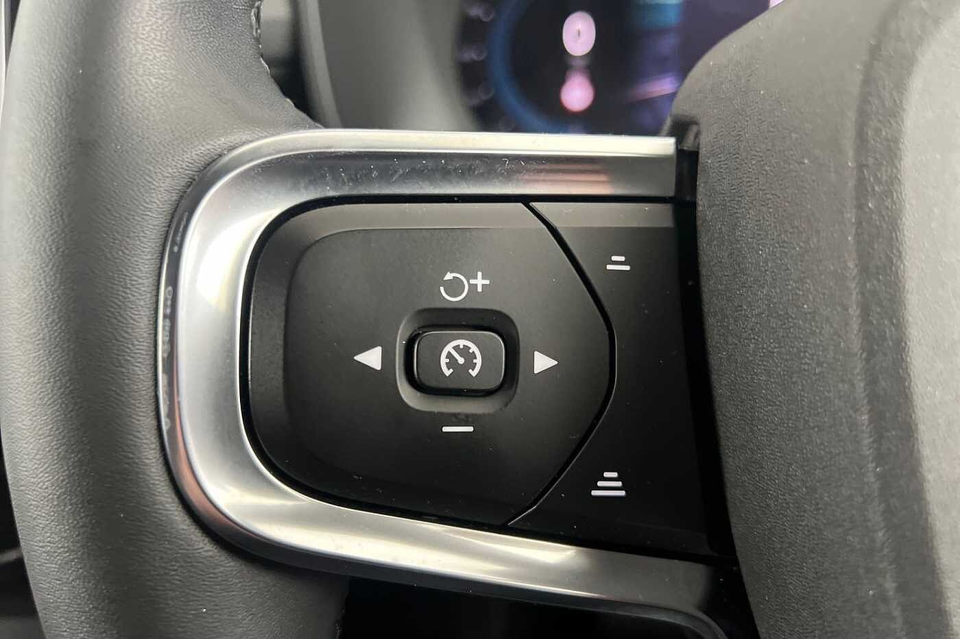 Used Volvo XC40 2022 for sale - 76130894: Photo 11