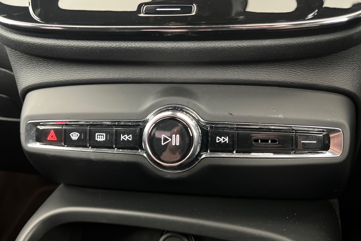 Used Volvo XC40 2022 for sale - 76130894: Photo 14