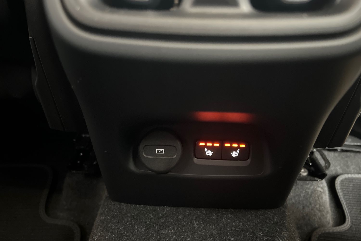 Used Volvo XC40 2022 for sale - 76130894: Photo 28