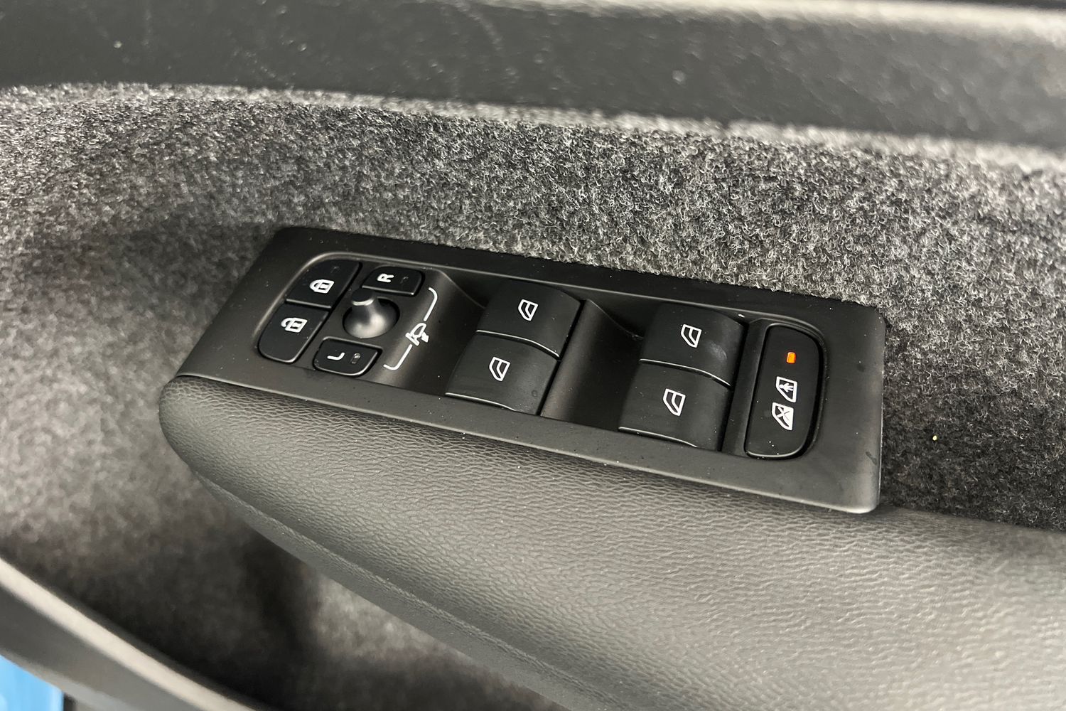 Used Volvo XC40 2022 for sale - 76130894: Photo 30