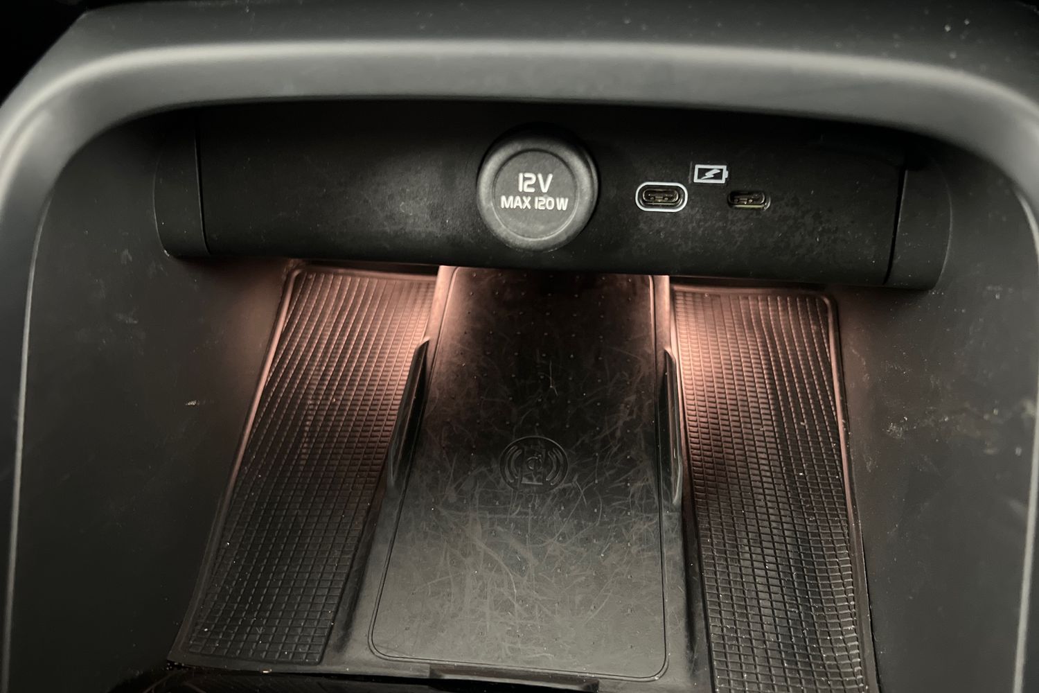 Used Volvo XC40 2022 for sale - 76130894: Photo 36