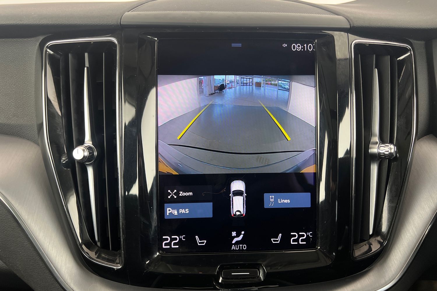 Used Volvo XC60 2021 for sale - 75984776: Photo 16