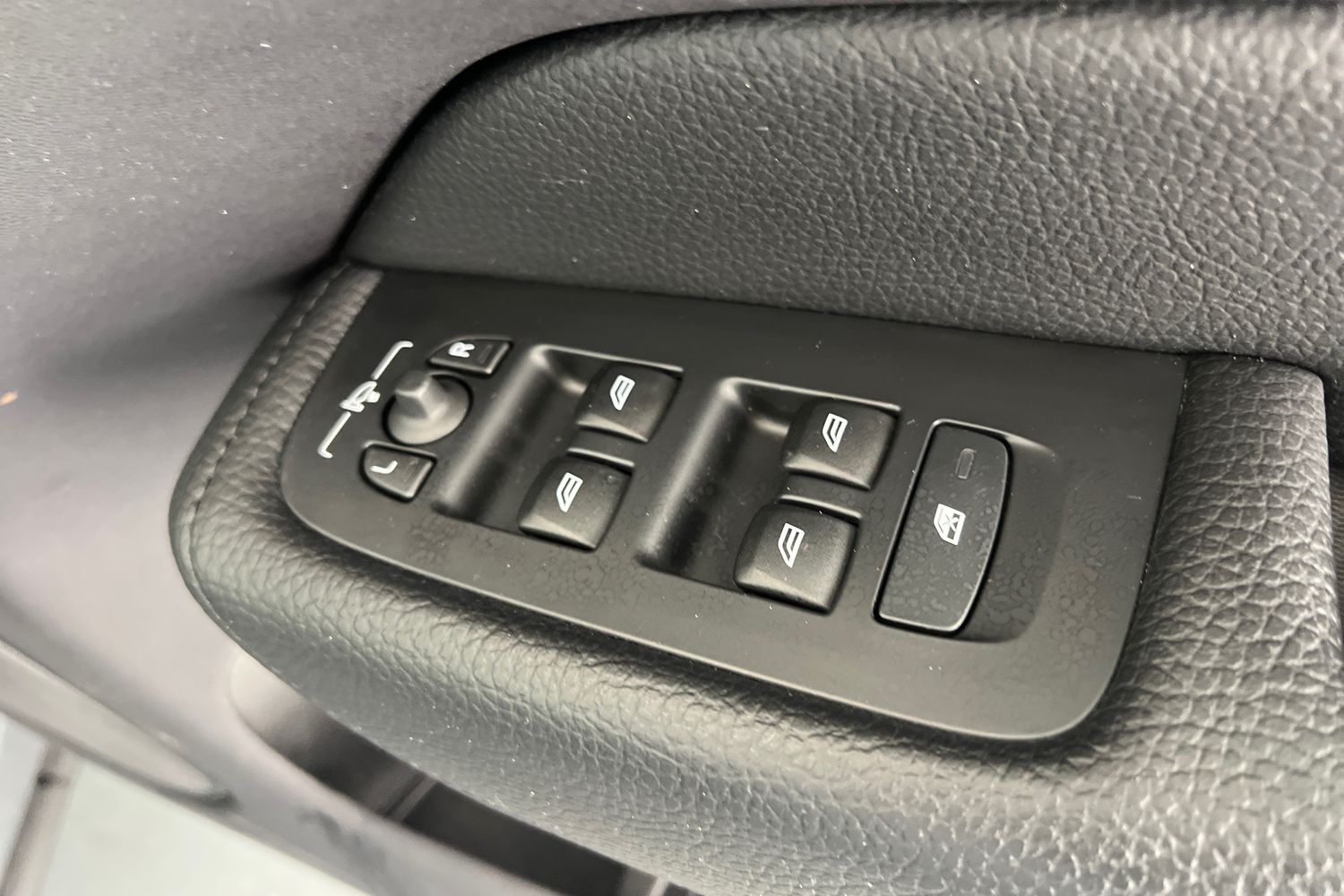 Used Volvo XC60 2021 for sale - 75984776: Photo 29