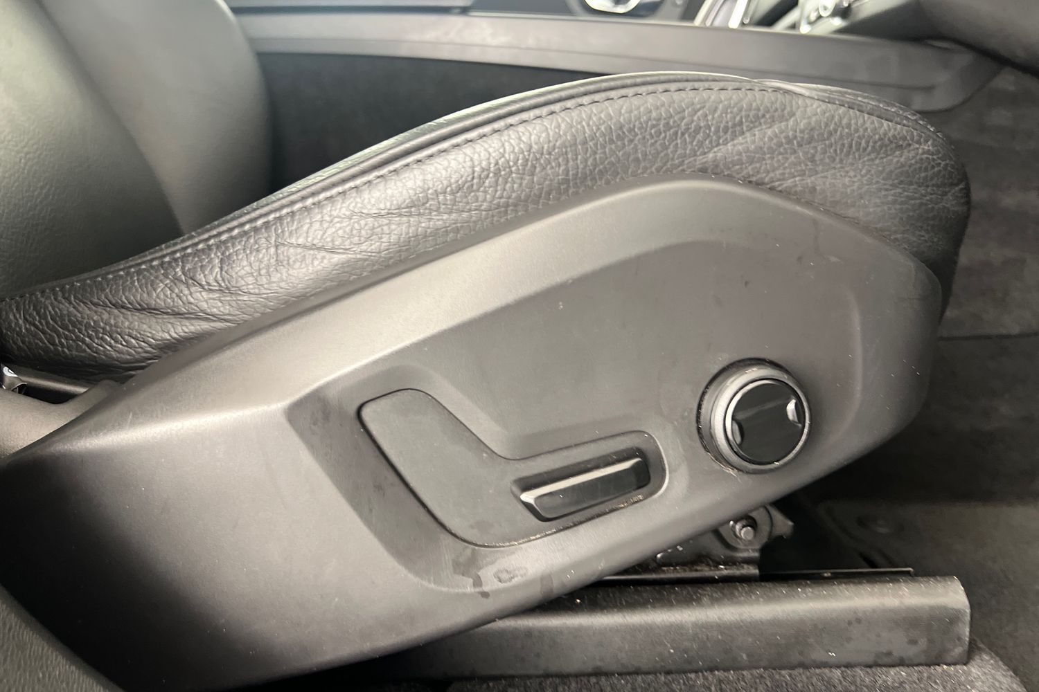 Used Volvo XC60 2021 for sale - 75984776: Photo 30