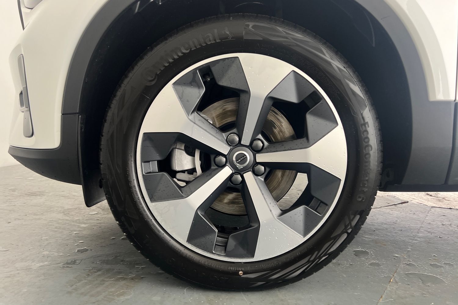 Used Volvo XC40 2025 for sale - 76614942: Photo 26