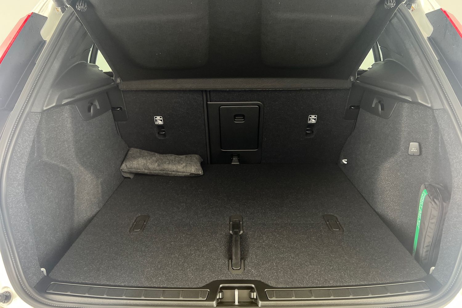 Used Volvo XC40 2025 for sale - 76614942: Photo 8