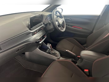Used Hyundai i20 2024 for sale - 76130665: Photo 2