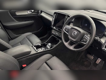 Used Volvo XC40 2025 for sale - 78670355: Photo