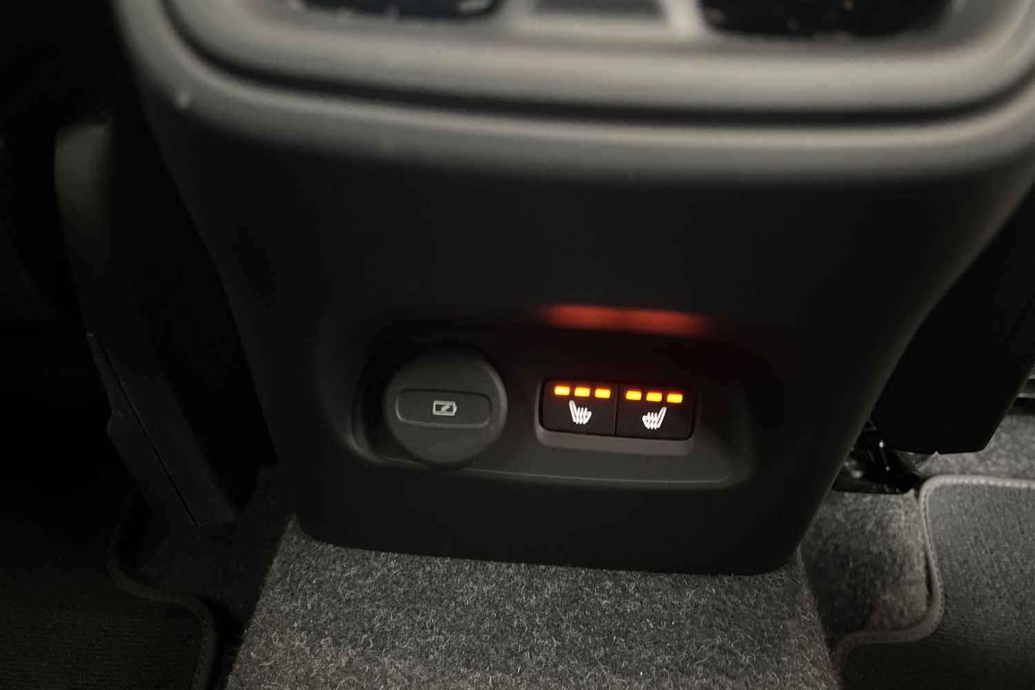 Used Volvo XC40 2025 for sale - 77285707: Photo 28