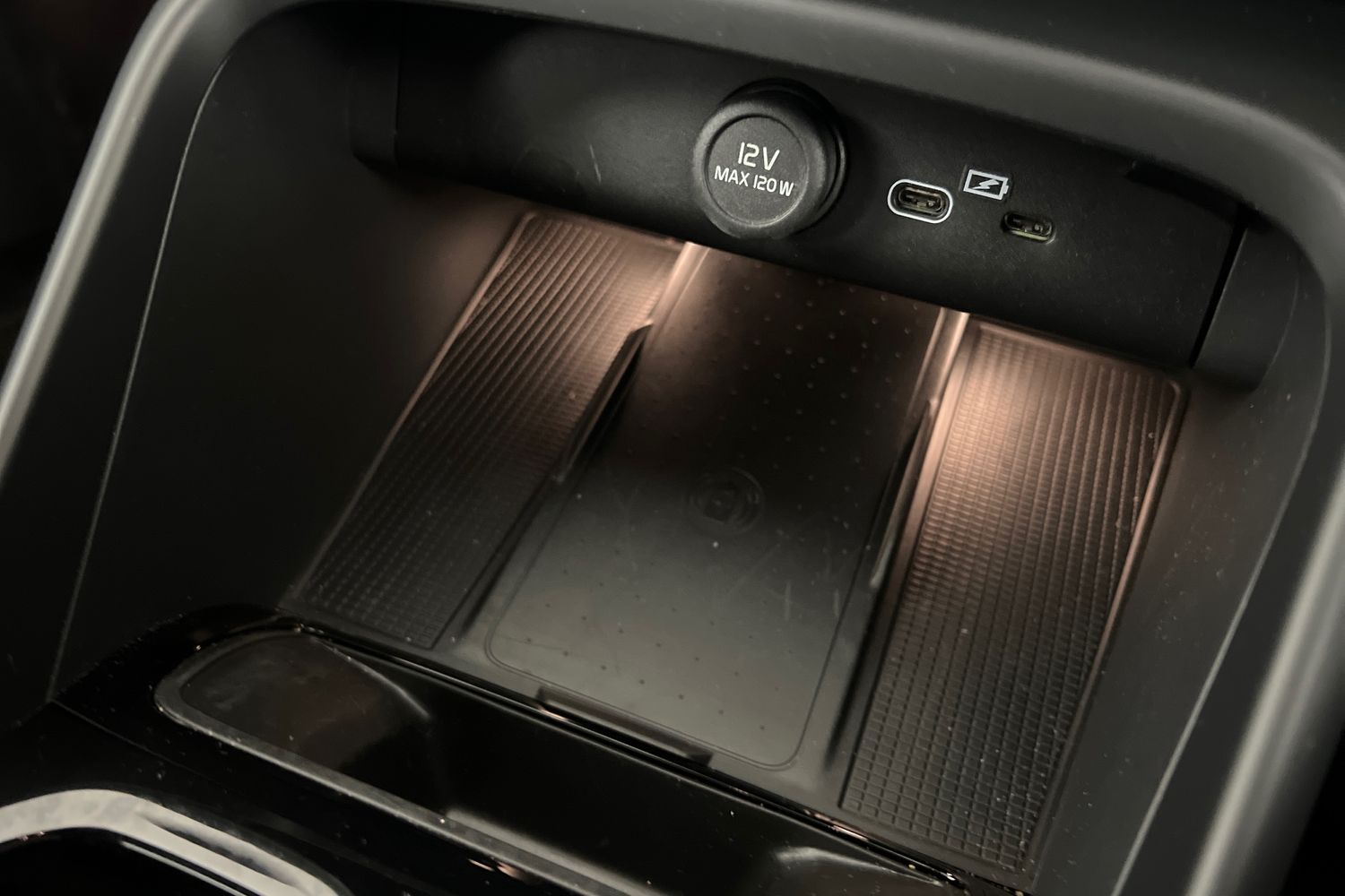 Used Volvo XC40 2025 for sale - 77285707: Photo 36