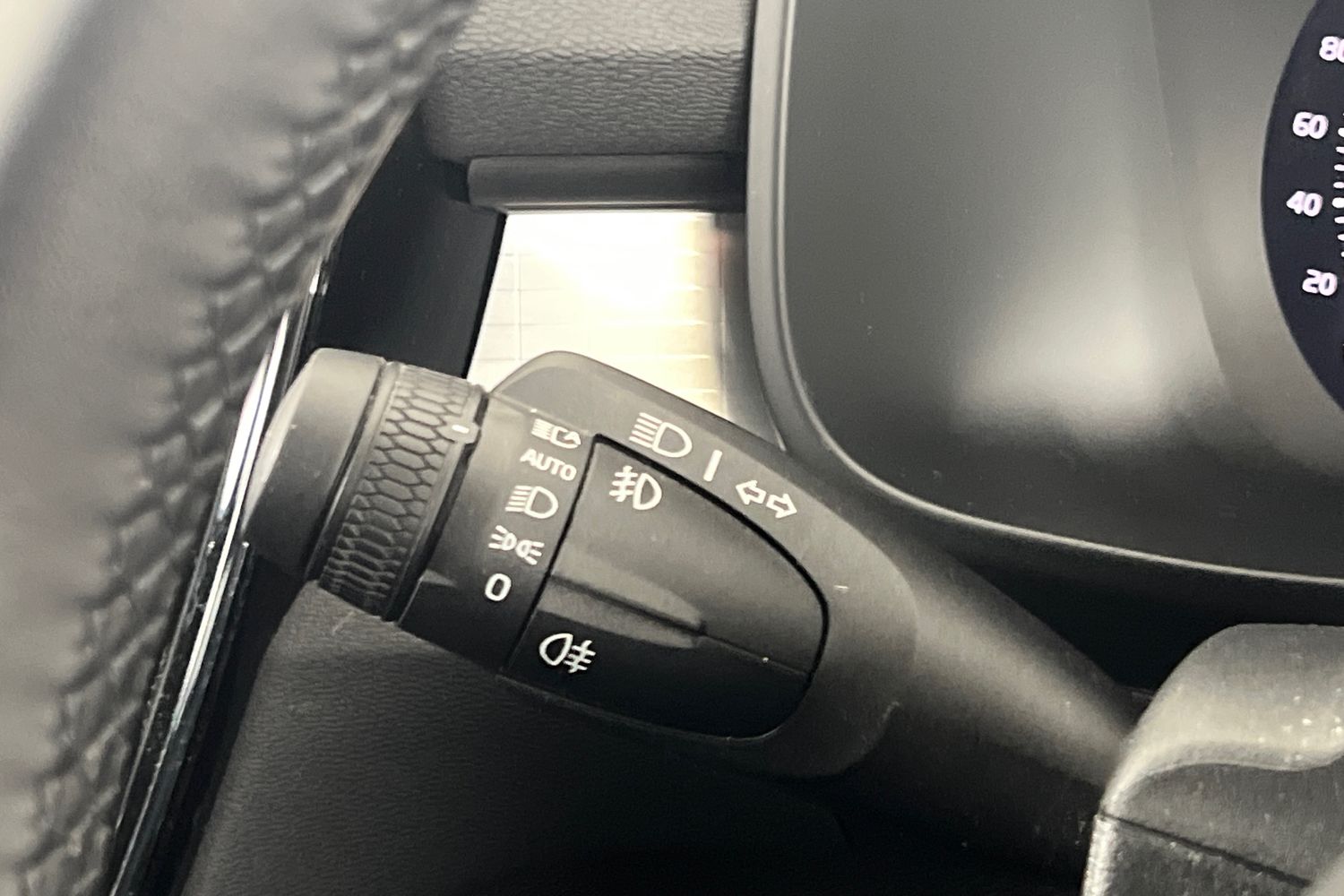 Used Volvo XC40 2025 for sale - 77285707: Photo 37