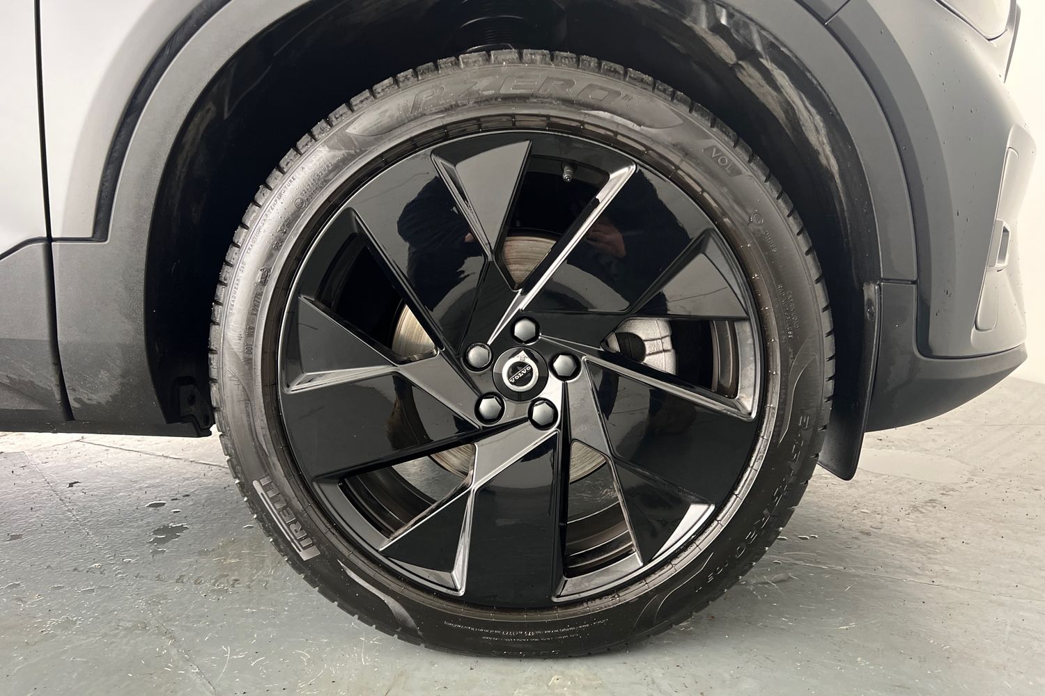 Used Volvo XC40 2025 for sale - 77285707: Photo 5