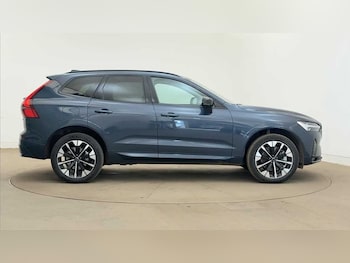 Used Volvo XC60 2025 for sale - 79174611: Photo
