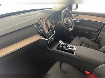 Used Volvo XC90 2025 for sale - 75439940: Photo