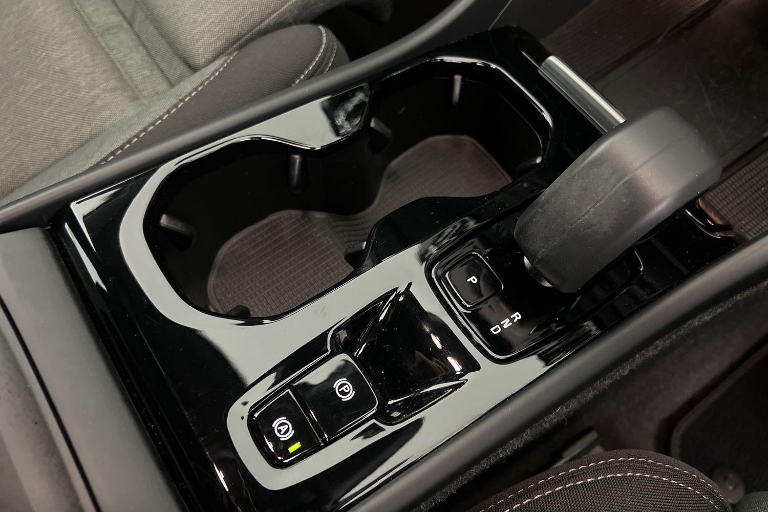 Used Volvo XC40 2024 for sale - 76556908: Photo 13