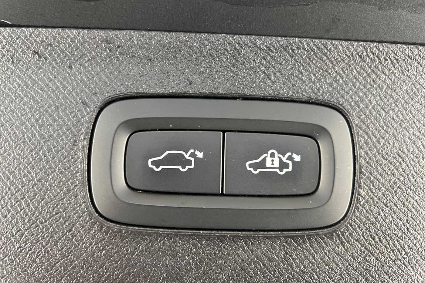 Used Volvo XC90 2021 for sale - 77083619: Photo 22