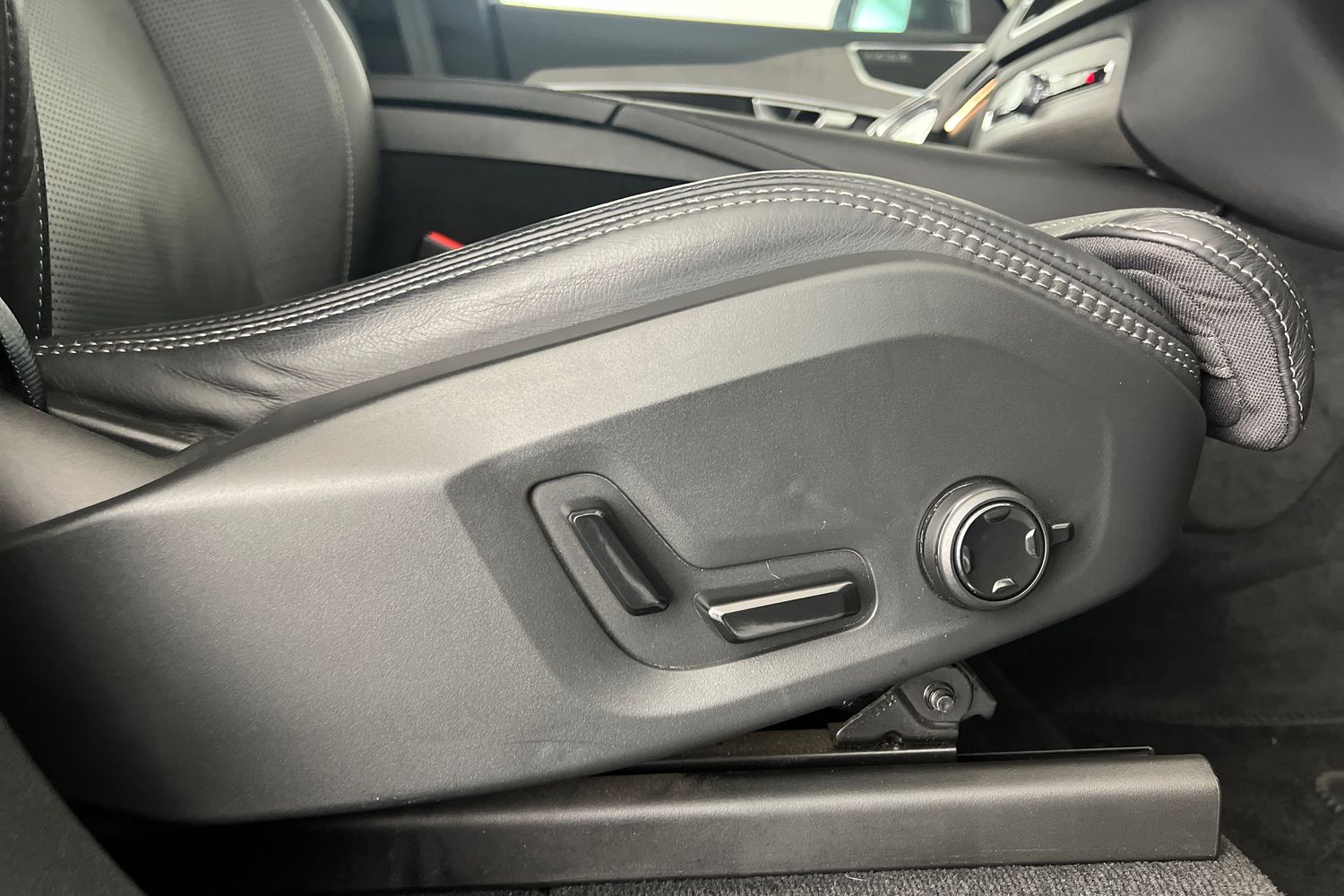 Used Volvo XC90 2021 for sale - 77083619: Photo 32