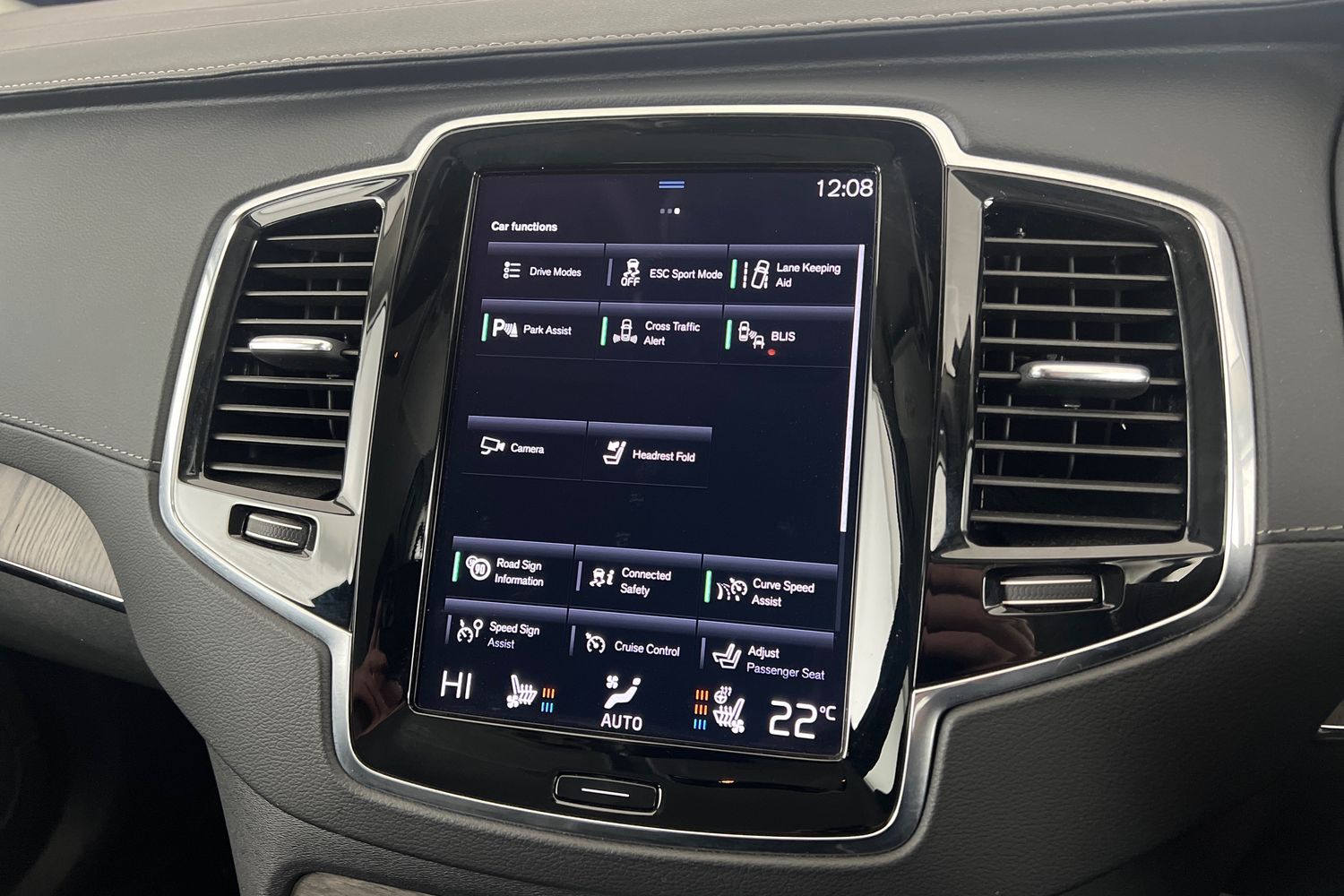 Used Volvo XC90 2021 for sale - 77083619: Photo 39