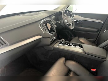 Used Volvo XC90 2022 for sale - 75641045: Photo