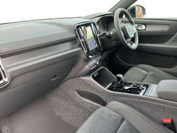Used Volvo XC40 2024 for sale - 74869766: Photo