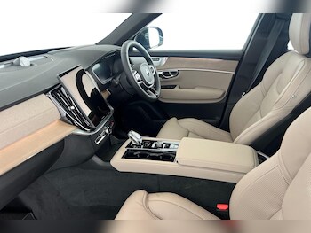Used Volvo XC90 2025 for sale - 78406385: Photo