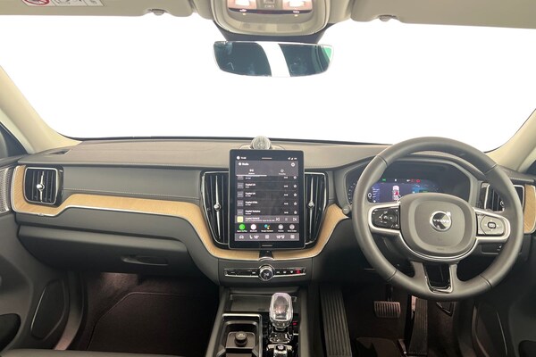 Used Volvo XC60 2025 for sale - 75440042: Photo 6