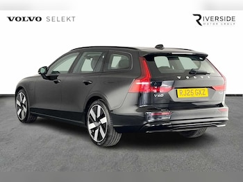 Used Volvo V60 2025 for sale - 78467829: Photo