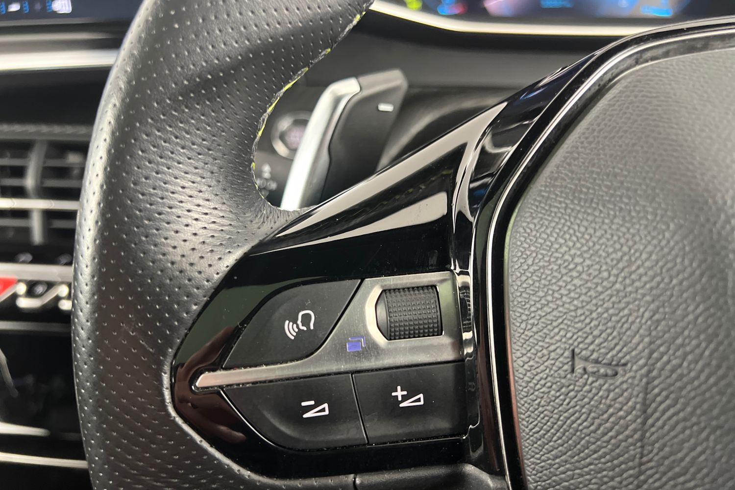 Used Peugeot 2008 2020 for sale - 78027880: Photo 11