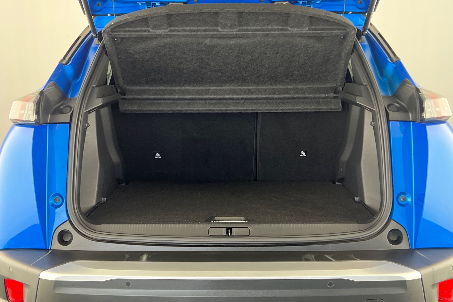 Used Peugeot 2008 2020 for sale - 78027880: Photo 8