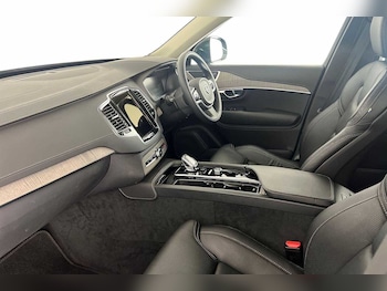 Used Volvo XC90 2021 for sale - 76556840: Photo