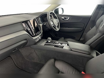 Used Volvo XC60 2025 for sale - 78165770: Photo