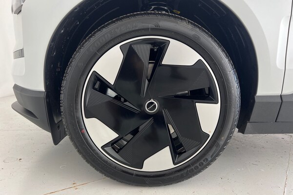 Used Volvo EX30 2025 for sale - 76255010: Photo 27