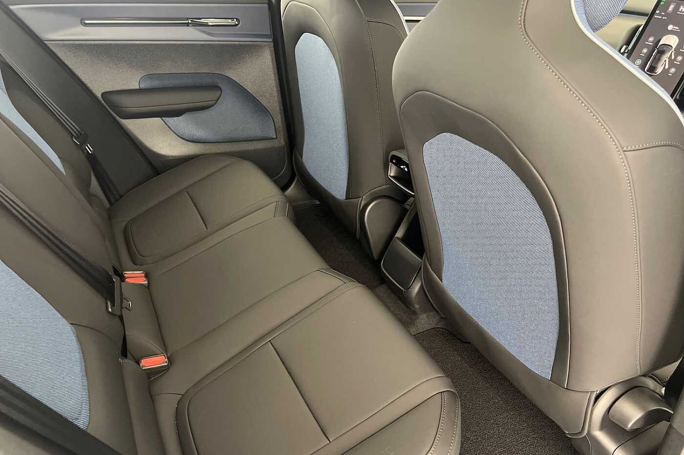 Used Volvo EX30 2025 for sale - 76255010: Photo 32