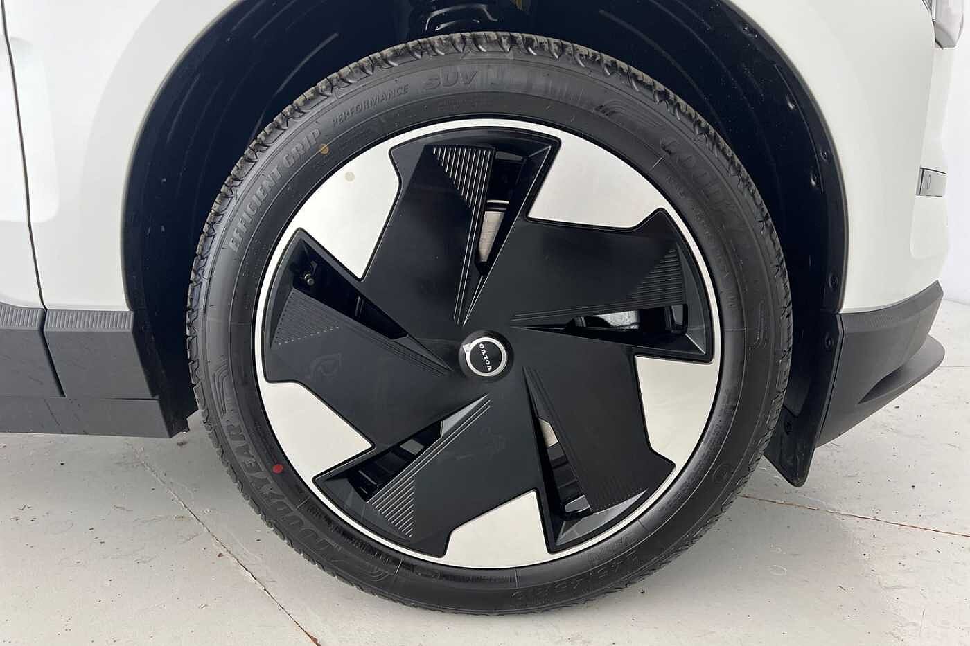 Used Volvo EX30 2025 for sale - 76255010: Photo 5