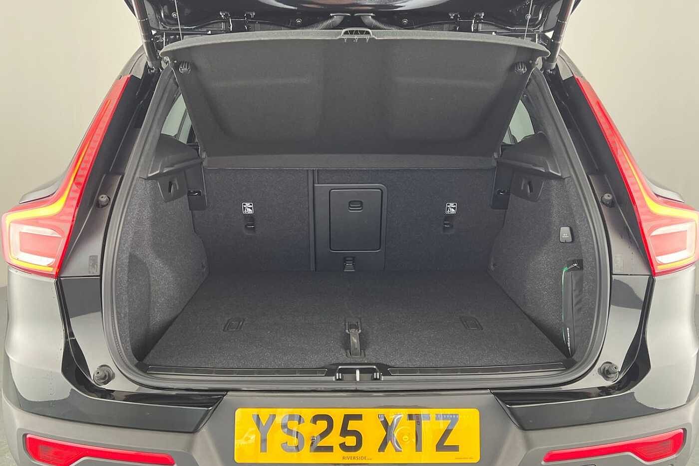 Used Volvo XC40 2025 for sale - 77005235: Photo 8