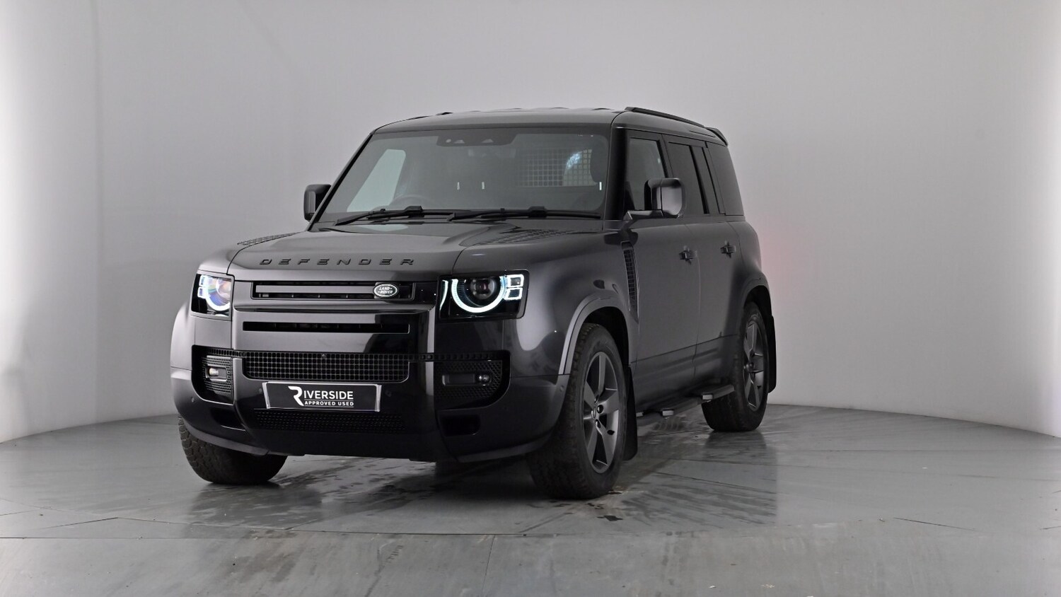 Used Land Rover Defender 2023 for sale - 77312389: Photo 40