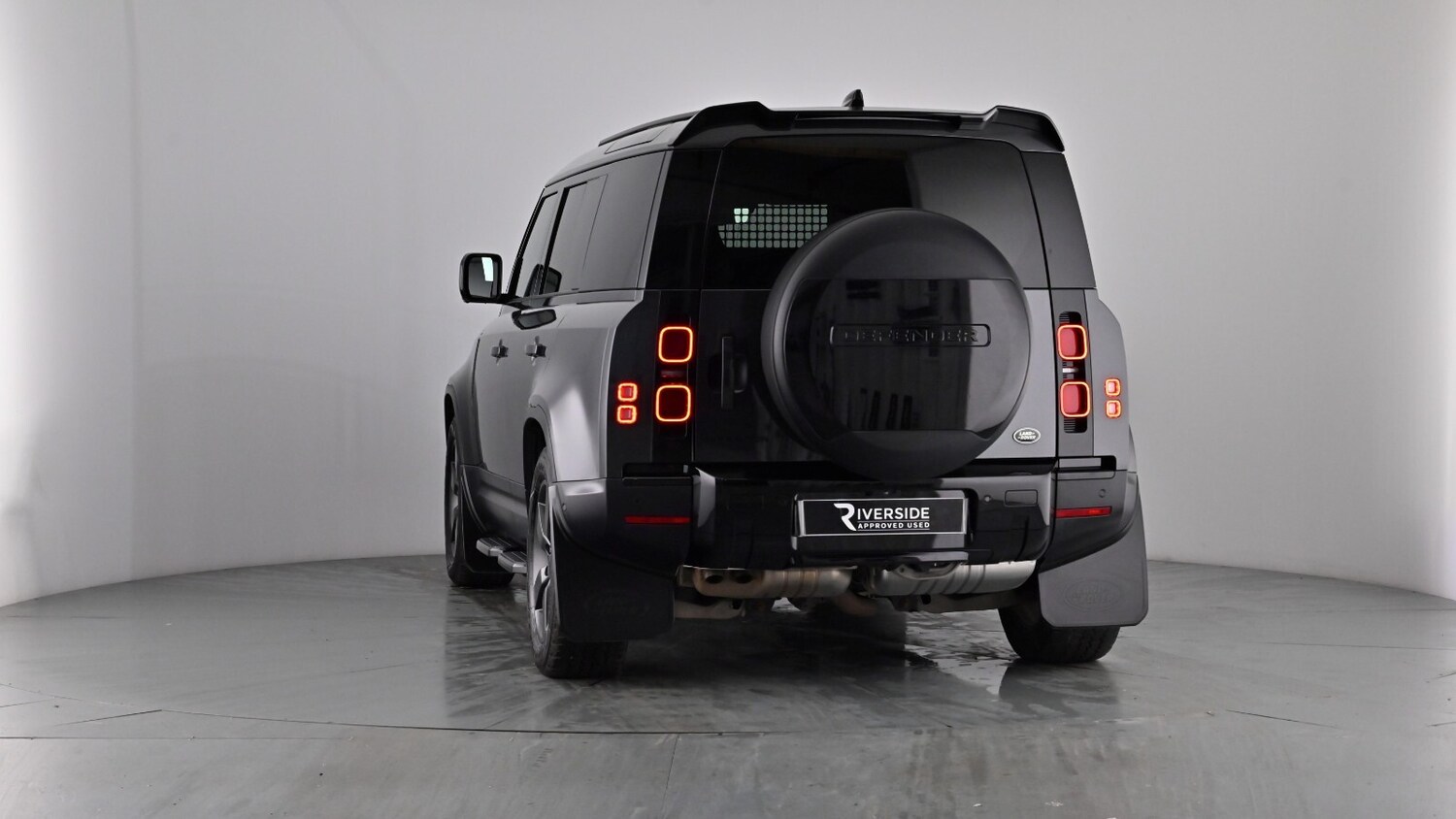 Used Land Rover Defender 2023 for sale - 77312389: Photo 55