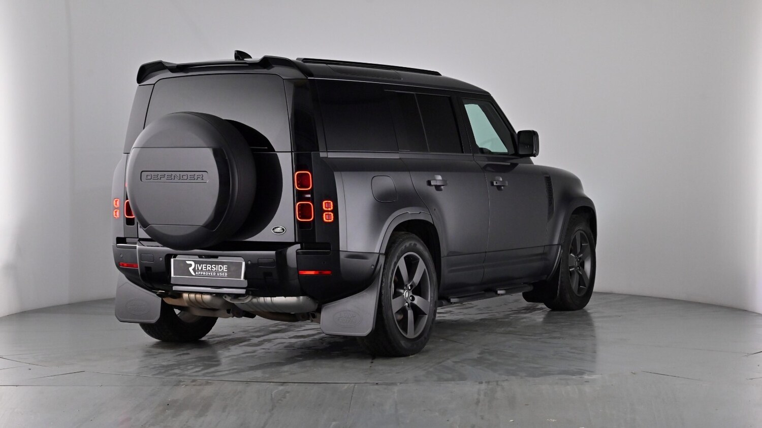 Used Land Rover Defender 2023 for sale - 77312389: Photo 59