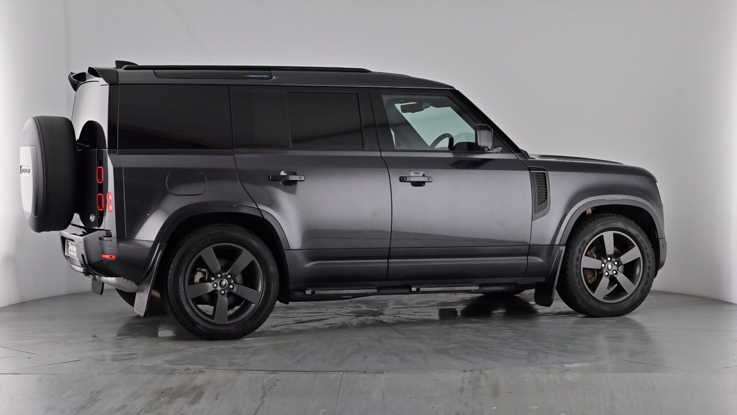 Used Land Rover Defender 2023 for sale - 77312389: Photo 63