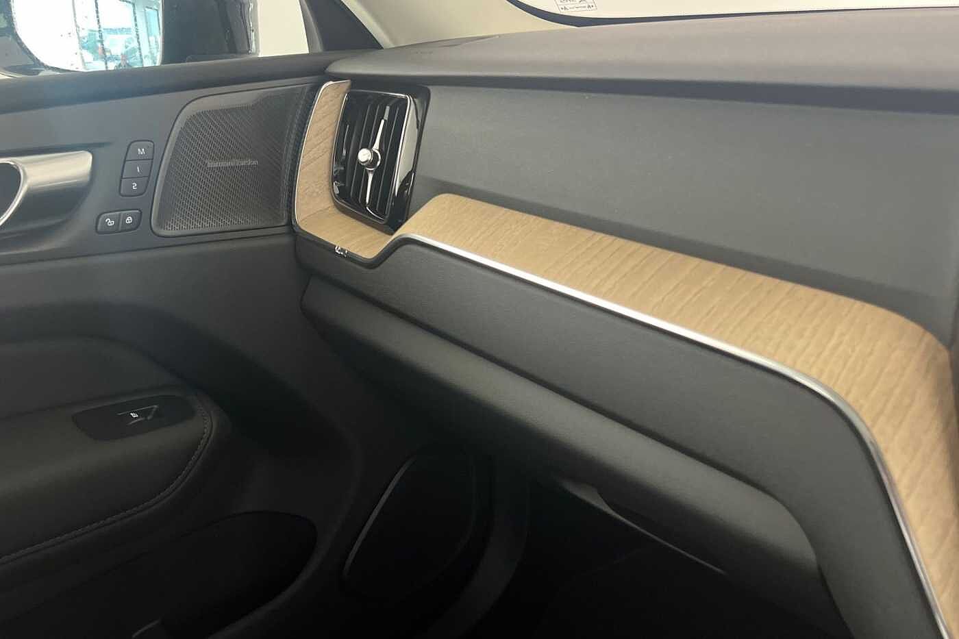 Used Volvo XC60 2025 for sale - 76007786: Photo 33