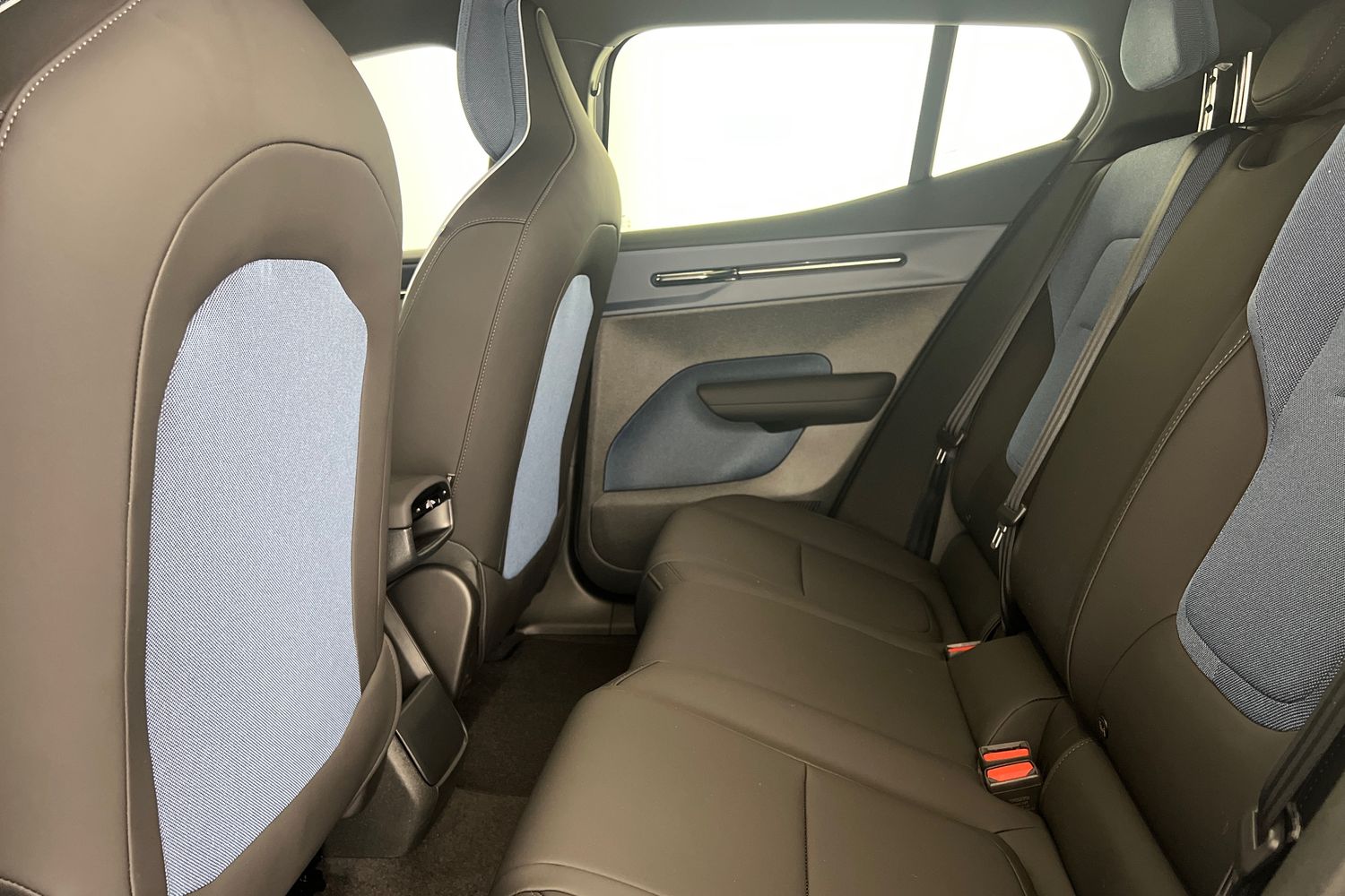 Used Volvo EX30 2025 for sale - 76984012: Photo 17