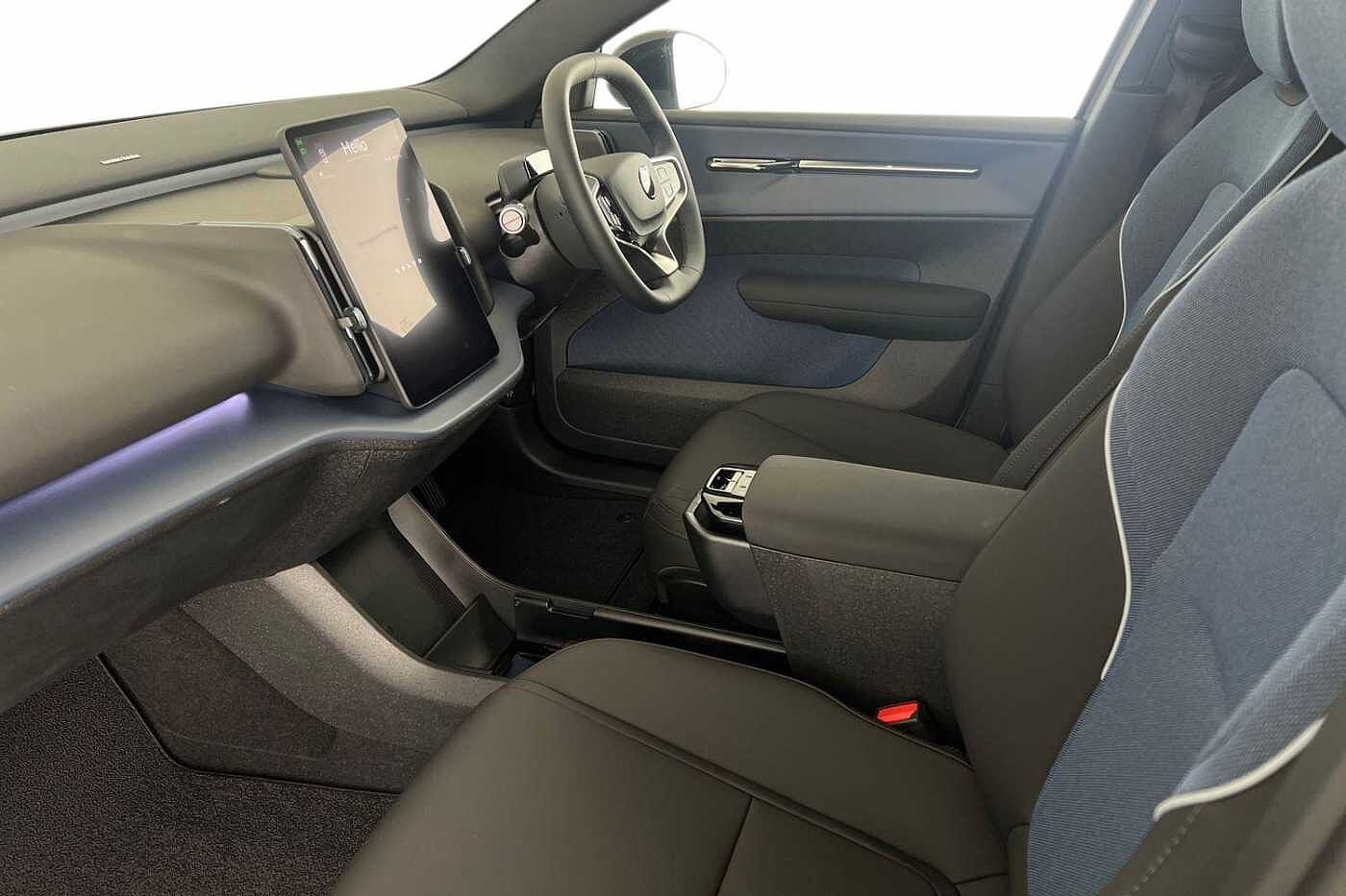 Used Volvo EX30 2025 for sale - 76984012: Photo 2