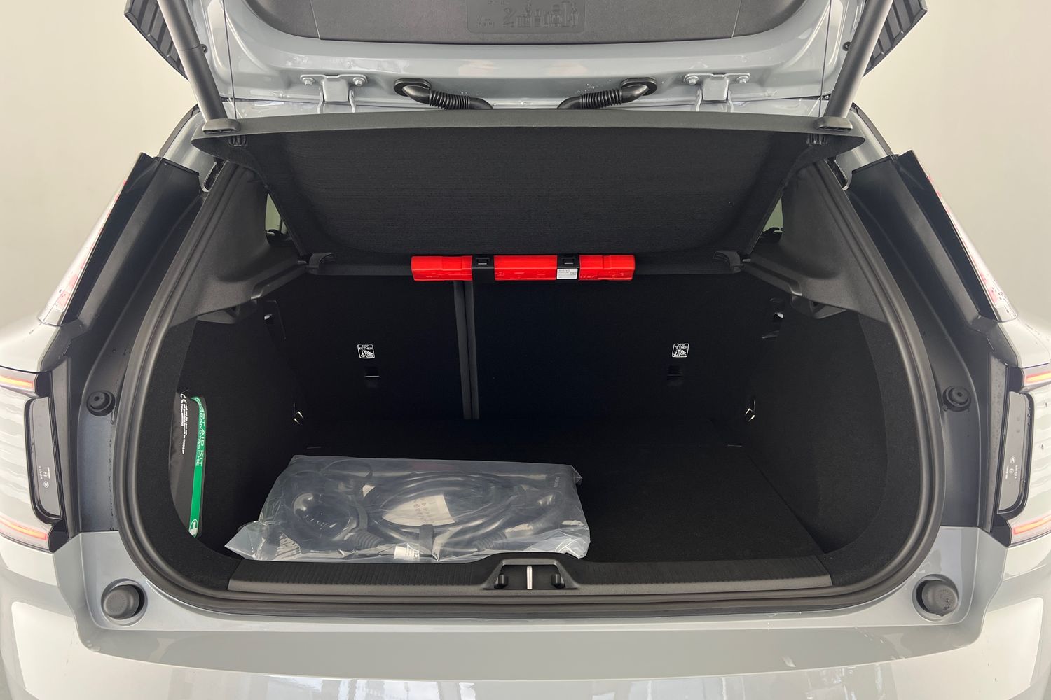 Used Volvo EX30 2025 for sale - 76984012: Photo 8