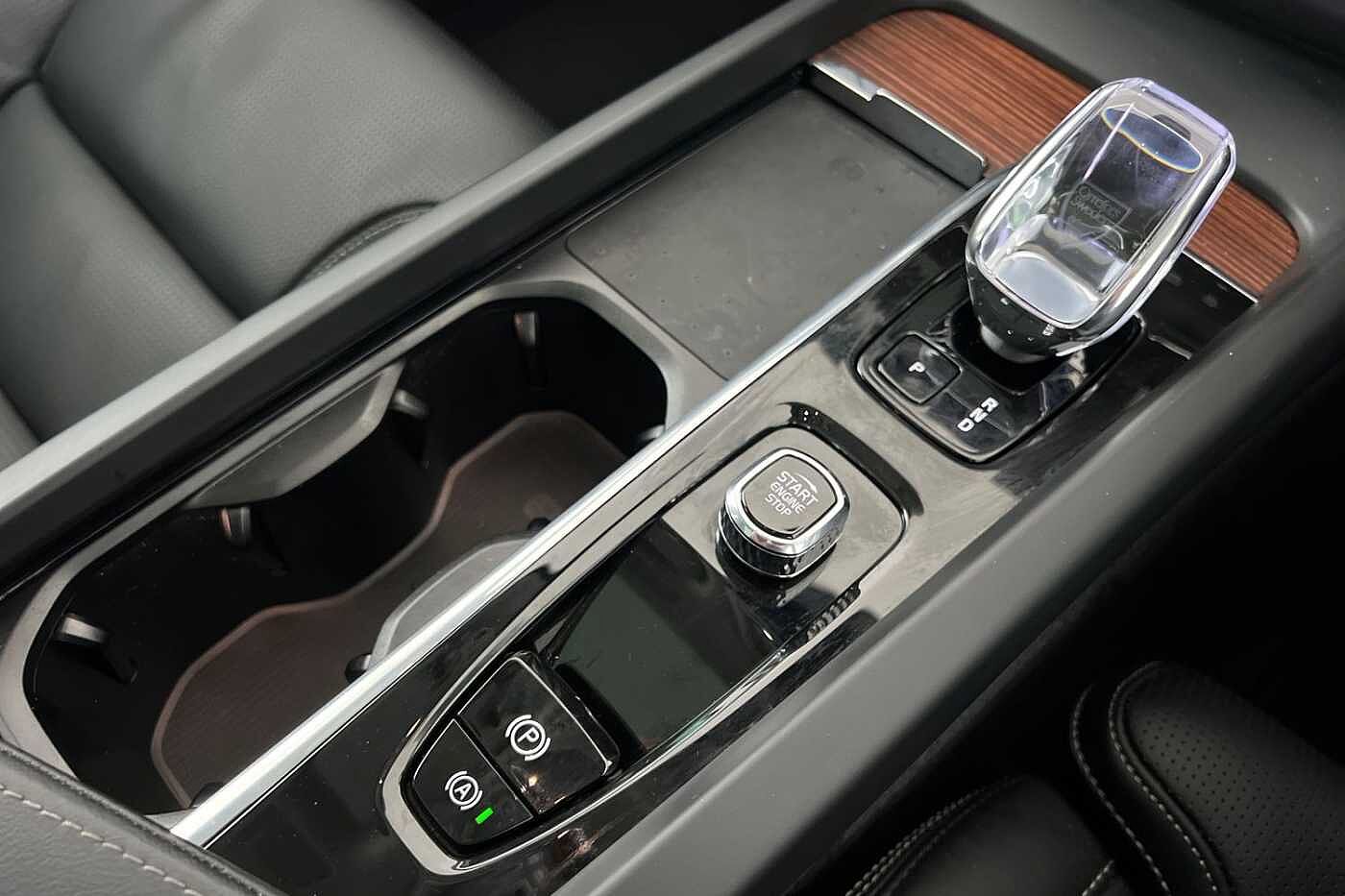 Used Volvo XC60 2023 for sale - 76780300: Photo 13