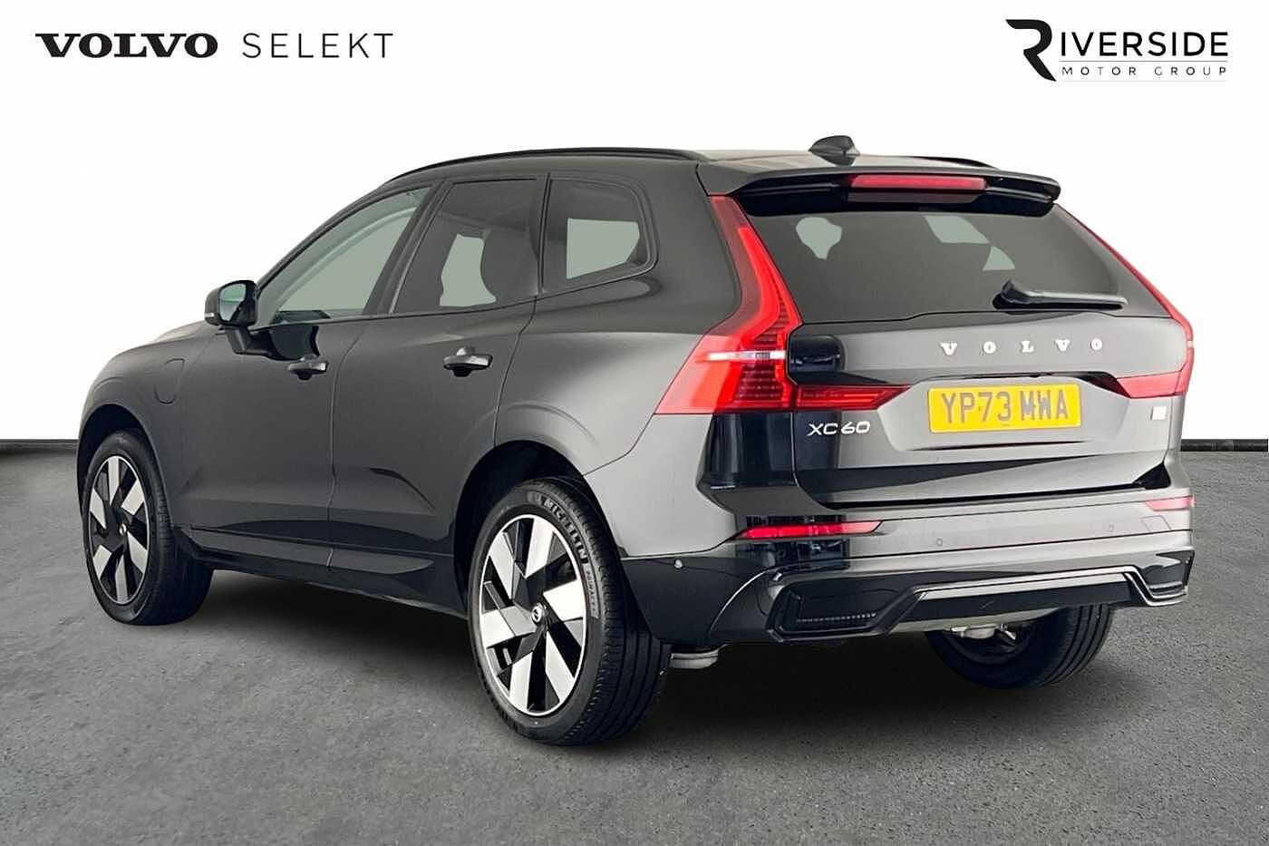 Used Volvo XC60 2023 for sale - 76780300: Photo 3