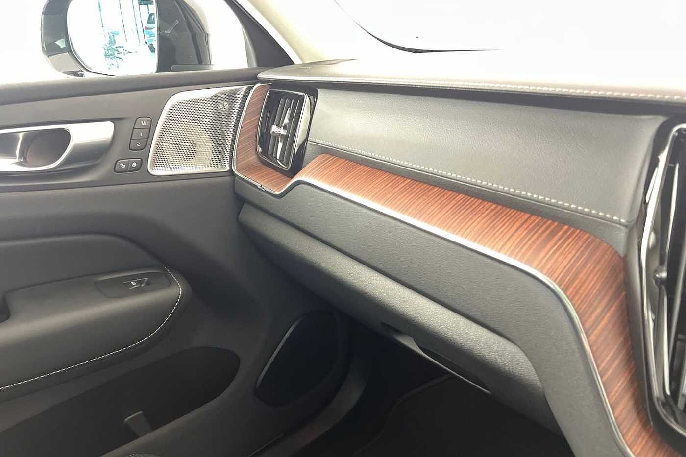 Used Volvo XC60 2023 for sale - 76780300: Photo 36