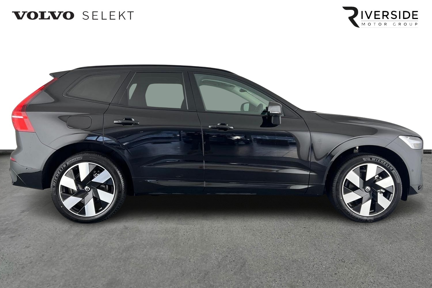 Used Volvo XC60 2023 for sale - 76780300: Photo 4